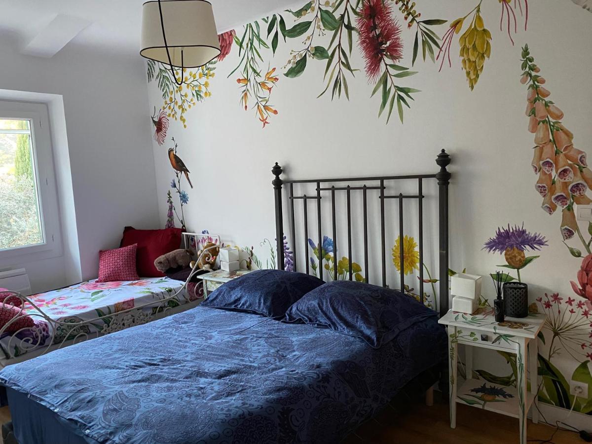 Chambre Privee Dans Un Mas Au Centre Du Village Maubec  Εξωτερικό φωτογραφία